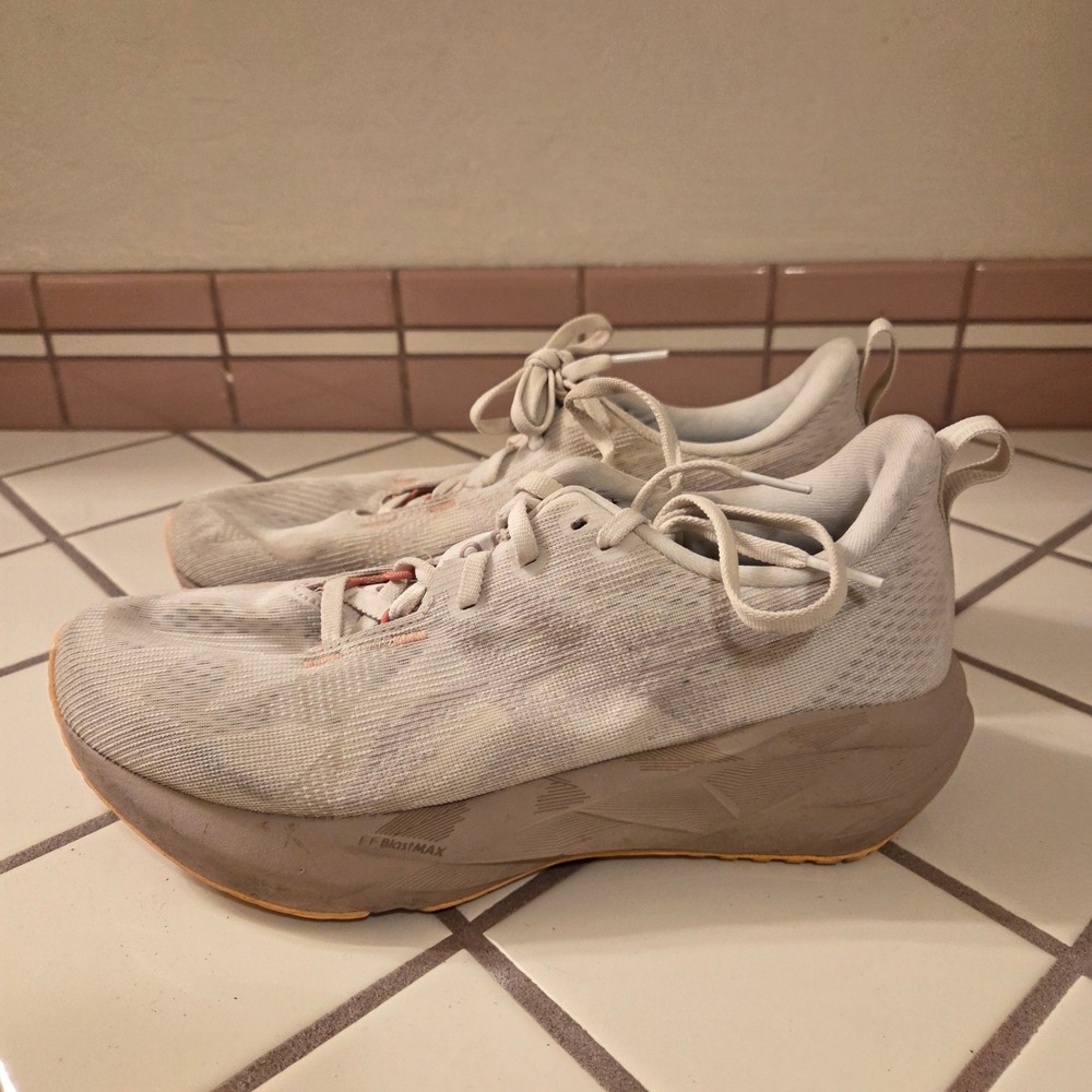 ASICS Superblast Cream Mineral Beige Running Shoes 1012B765 Womens 8.5 Mens 7